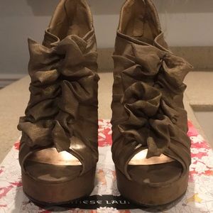 Chinese laundry heels